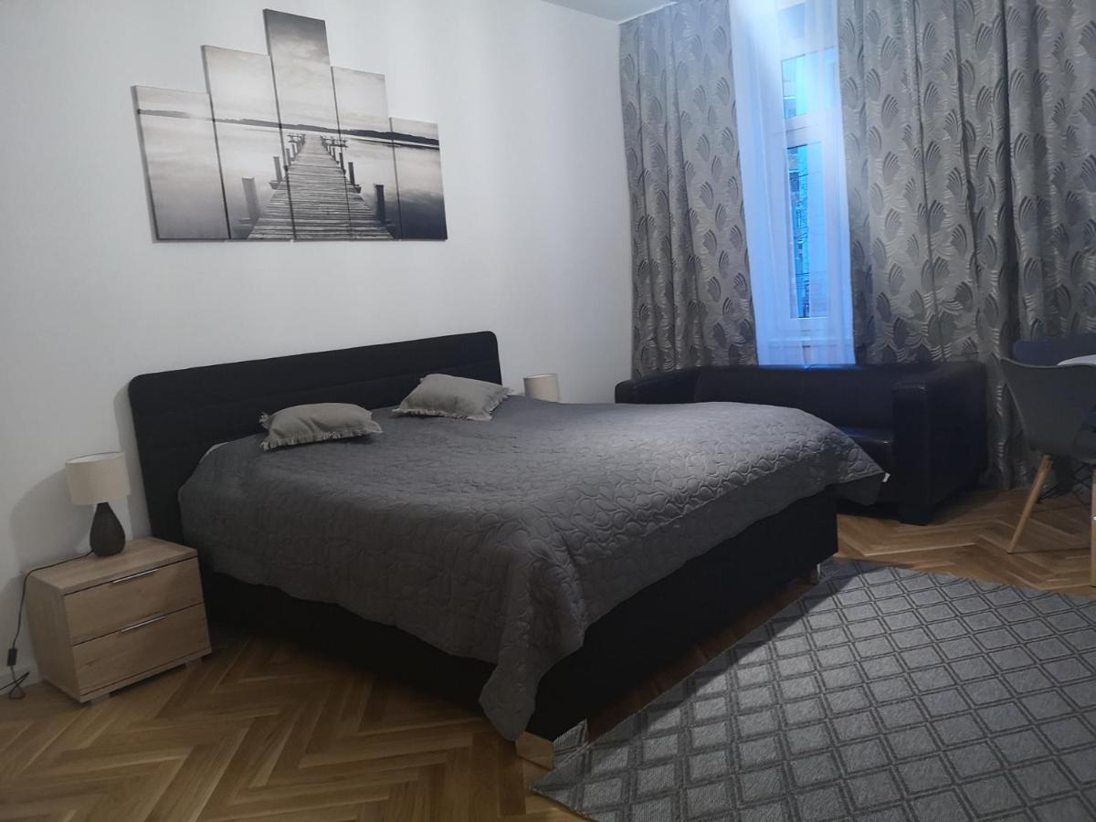 Angelika Apartments Vienna Esterno foto