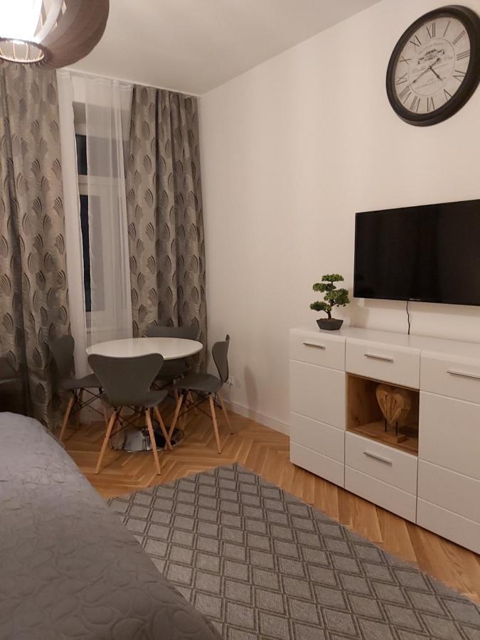 Angelika Apartments Vienna Esterno foto