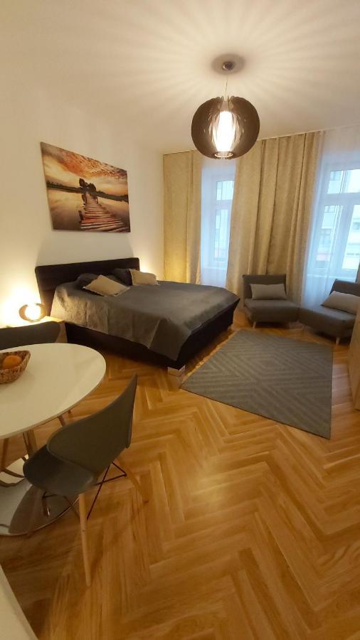 Angelika Apartments Vienna Esterno foto
