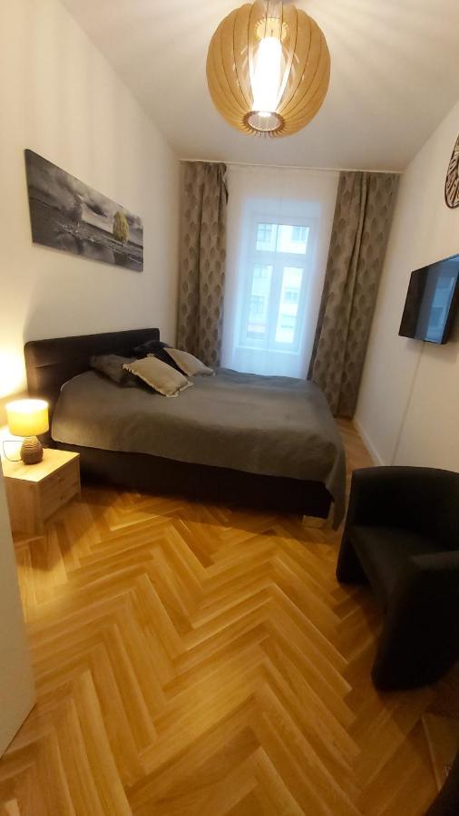 Angelika Apartments Vienna Esterno foto